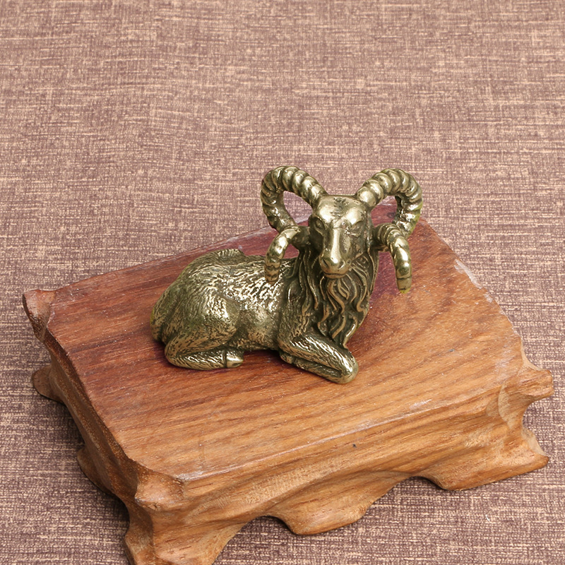 Vintage Collectible Ornaments - Massive Vintage-Bronze-Antilopenfigur mit gedrehtem Horn, Handstück,