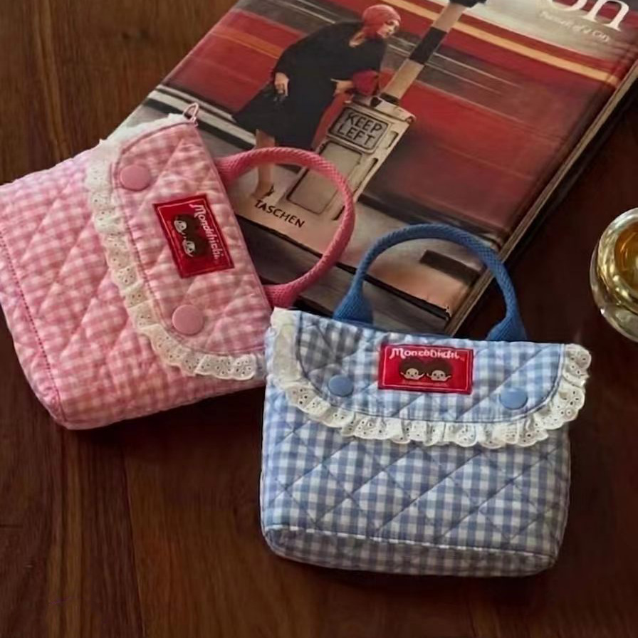 Vintage karierte Munchki-Carto – Vintage Item Bewertung und Preis